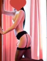 Yasmine 24 ani