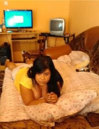 Monica 24 ani